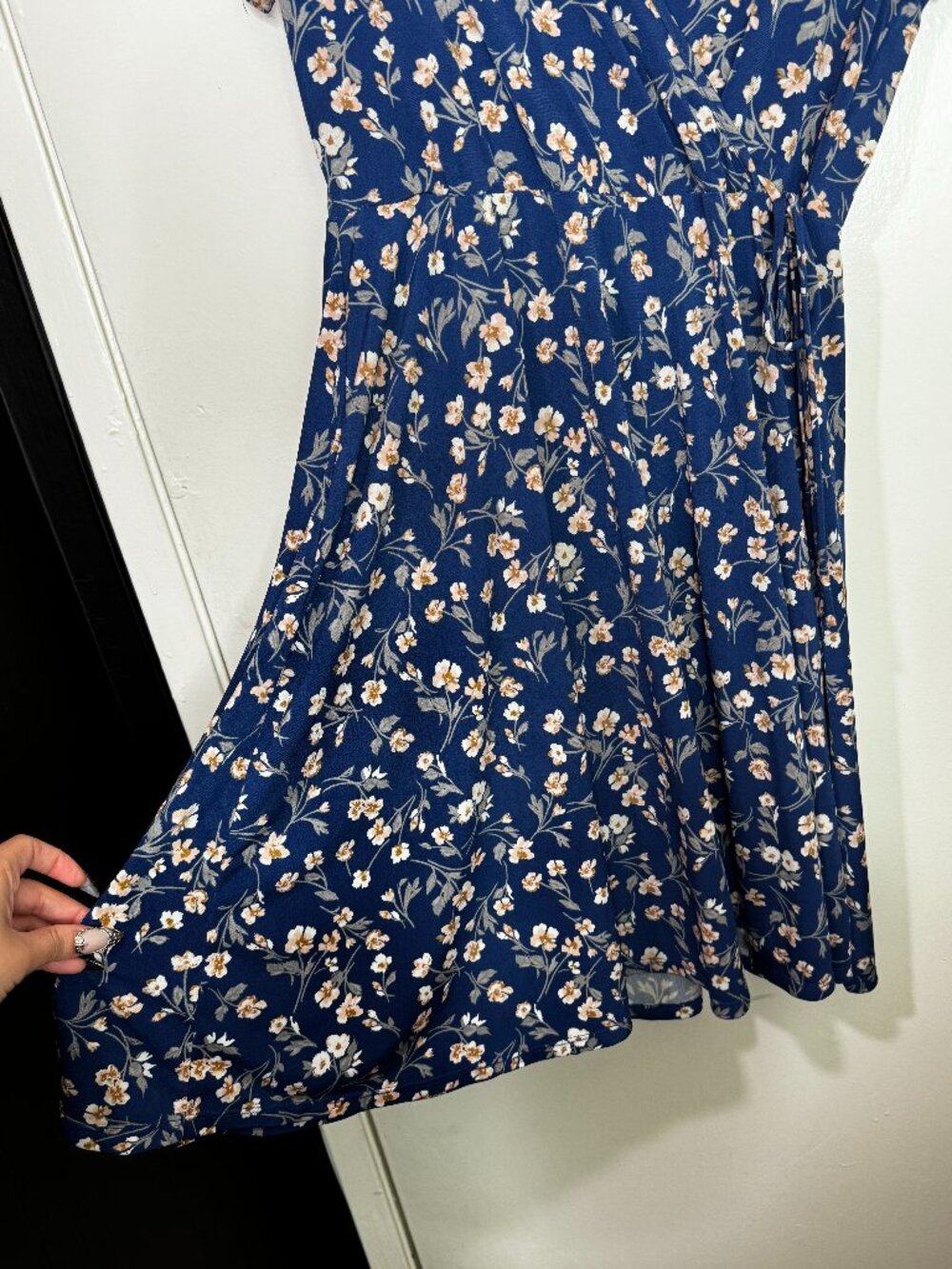 Kaileigh - L - Navy Blue Floral Wrap Dress - Picture 4 of 8